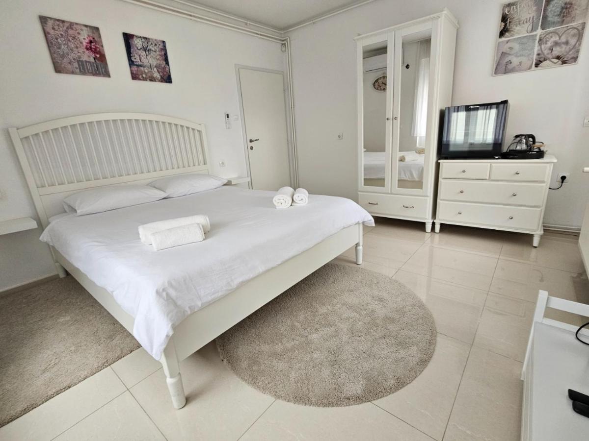 Comfort Rooms Remiza - Free Private Parking - Self Check-In Загреб Екстериор снимка