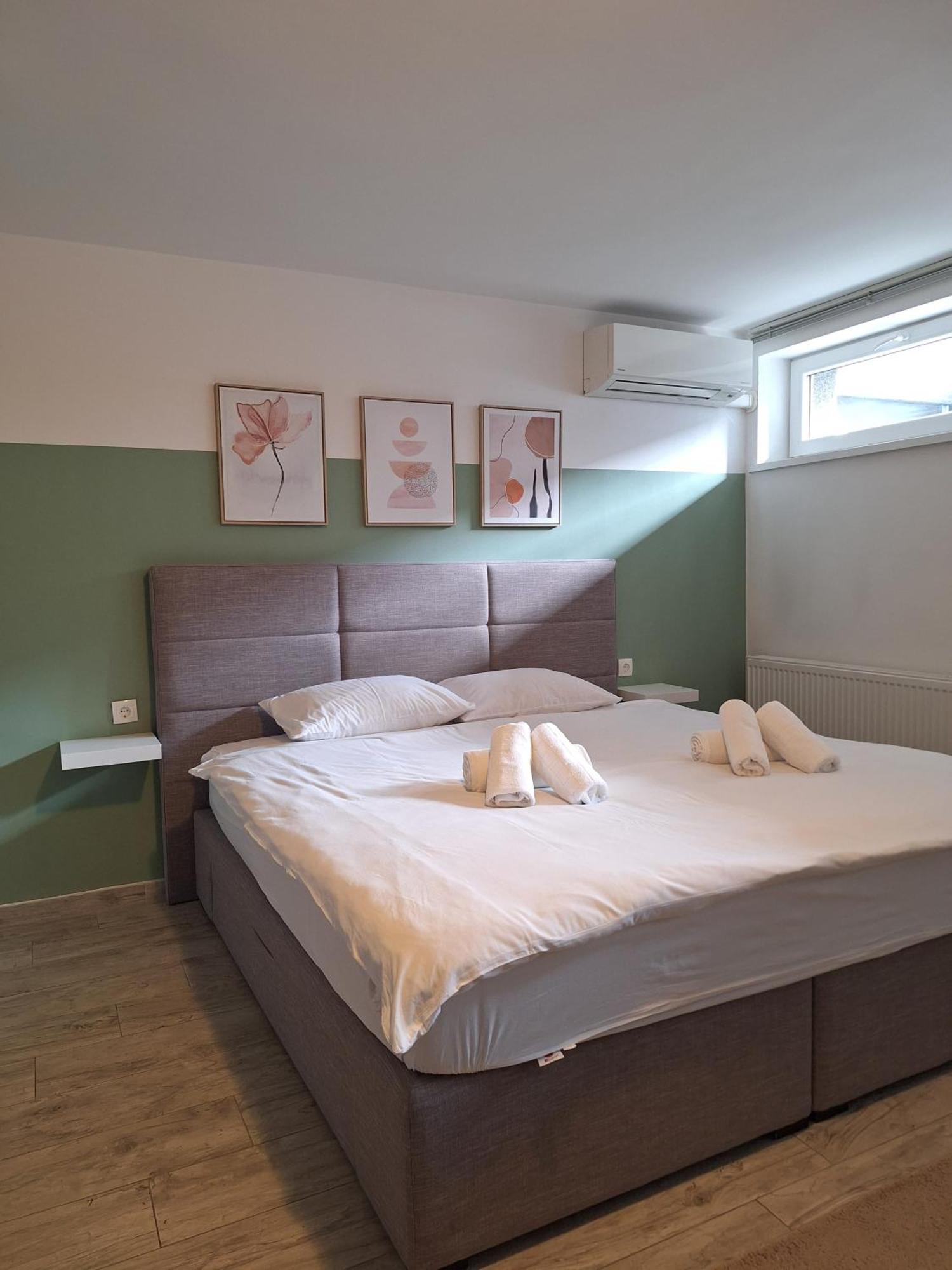Comfort Rooms Remiza - Free Private Parking - Self Check-In Загреб Екстериор снимка